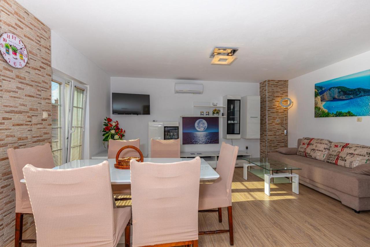 Apartman Sare Crikvenica Extérieur photo
