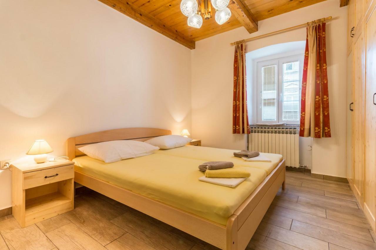 Apartman Sare Crikvenica Extérieur photo