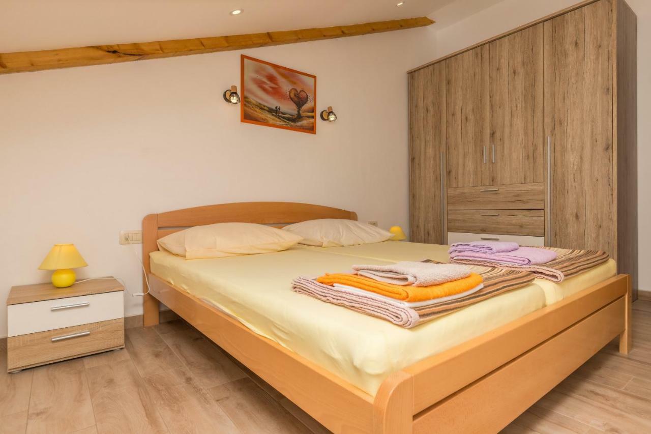 Apartman Sare Crikvenica Extérieur photo
