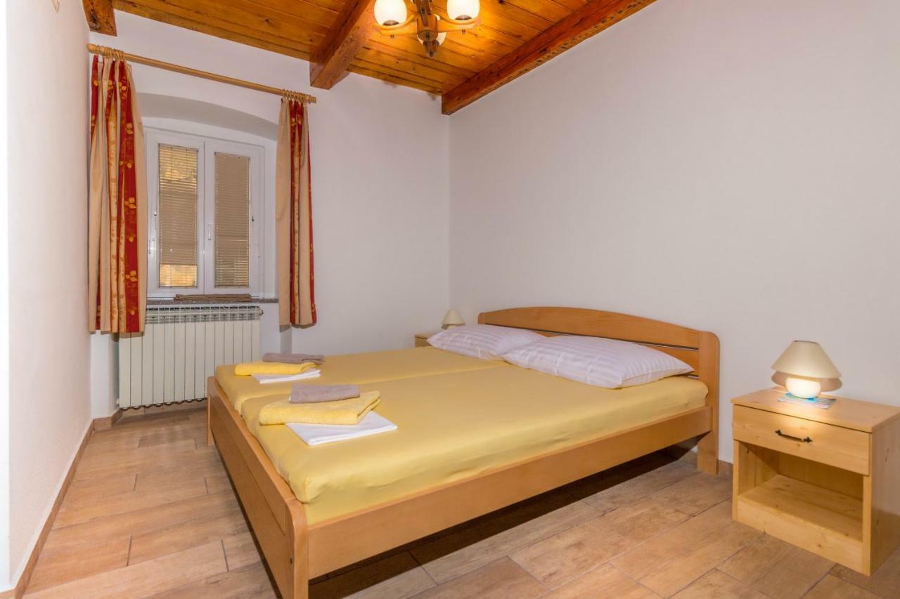 Apartman Sare Crikvenica Extérieur photo