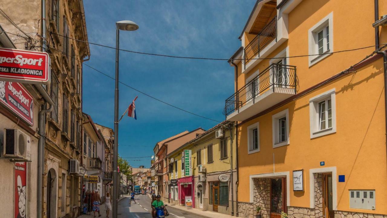 Apartman Sare Crikvenica Extérieur photo